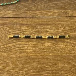 Seta Black onyx gold bracelet